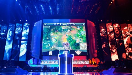 瑞士轮中韩赛区霸屏:LPL与LCK七队晋级,G2成欧美独苗